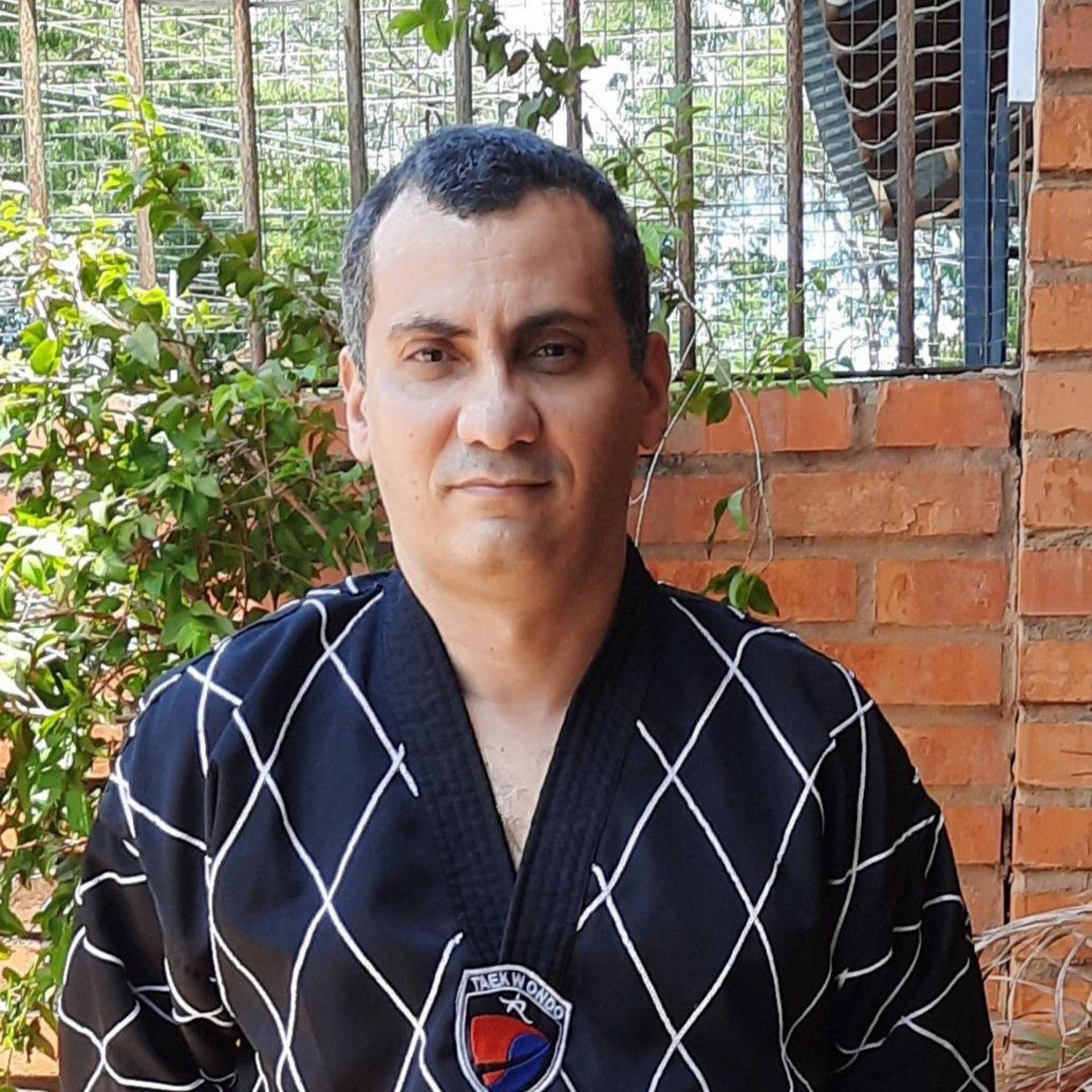 Alexandre Mendes, professor