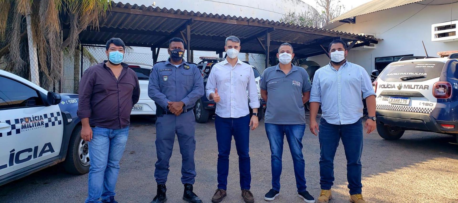 Visita de Nestor Fidelis à Base da PM